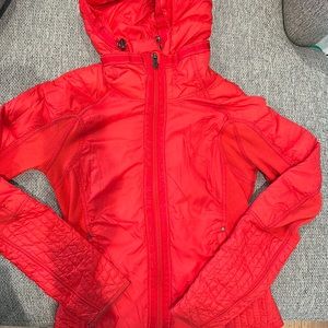 Lululemon jacket with detachable hood